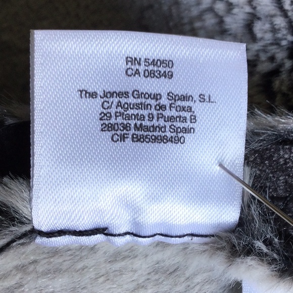 Jones New York Faux Leather Vest NWOT - Picture 9 of 9